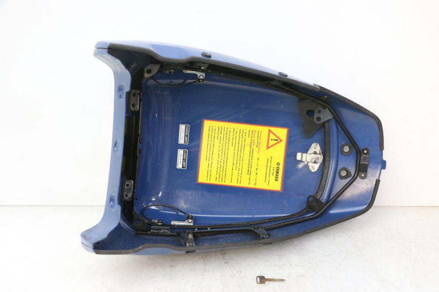 photo de KUFER POD SIEDZENIEM YAMAHA FJR ABS 1300 (2006 - 2012) - Zbliżenie techniczne