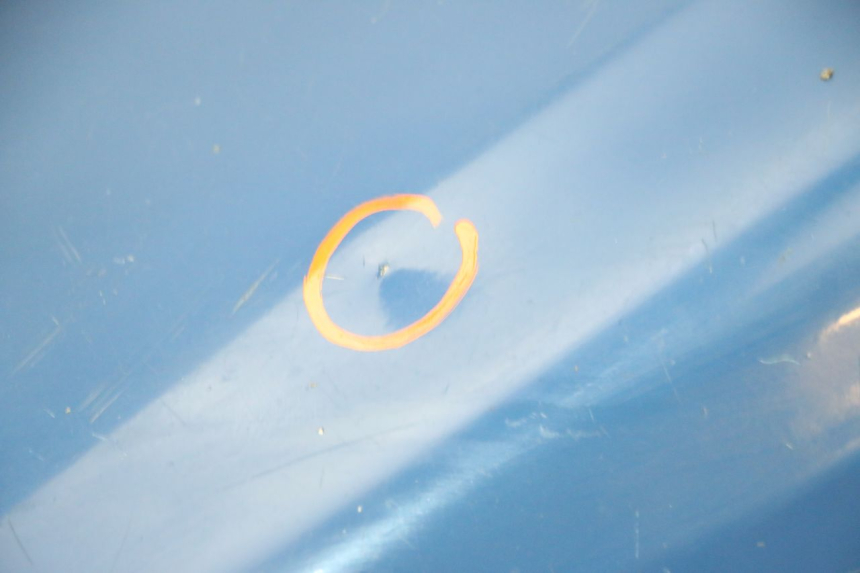 photo de KUFER POD SIEDZENIEM YAMAHA FJR ABS 1300 (2006 - 2012) - Widok z bliska