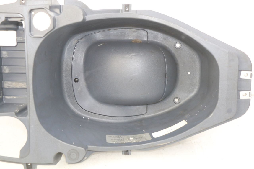 photo de KUFER POD SIEDZENIEM PIAGGIO FLY 100 (2006 - 2010) - Widok ogólny