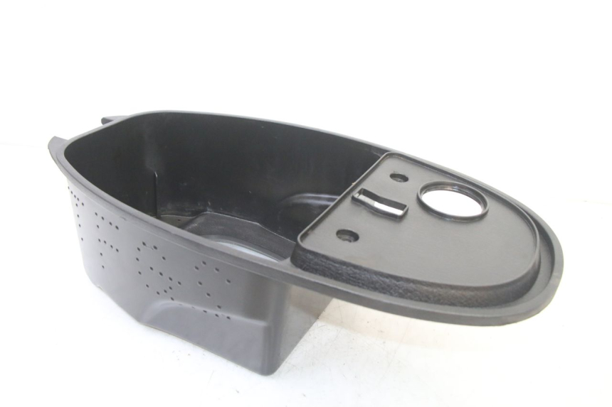 photo de KUFER POD SIEDZENIEM VENESI FLY RETRO 4T 50 (2020 - 2025) - Szczegół części