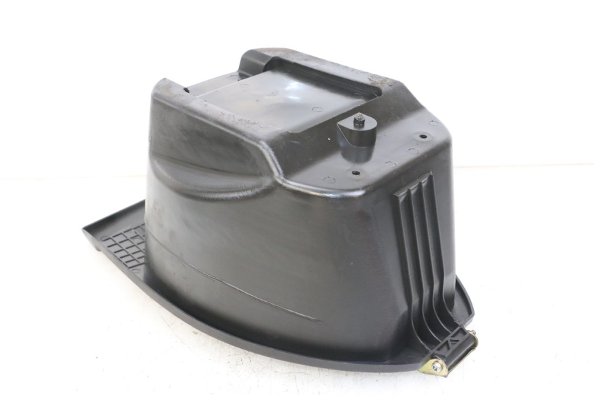 photo de KUFER POD SIEDZENIEM GOES WIKI 125 (2010 - 2015) - Zoom stanu zużycia