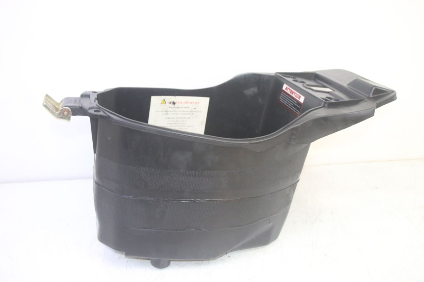 photo de KUFER POD SIEDZENIEM EUROCKA GTR 50 (2018 - 2021) - Zoom stanu zużycia