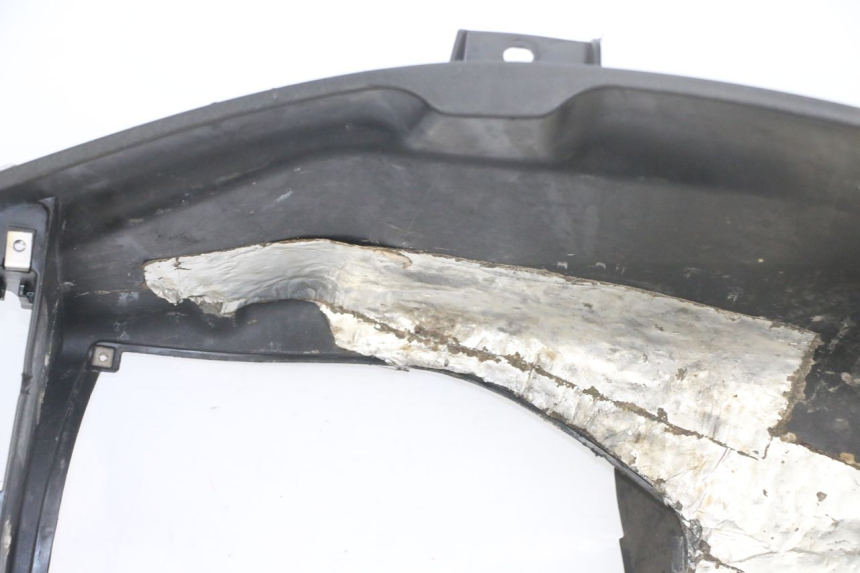 photo de KUFER POD SIEDZENIEM PIAGGIO IE MP3 YOURBAN 300 (2011 - 2016) - Widok z bliska