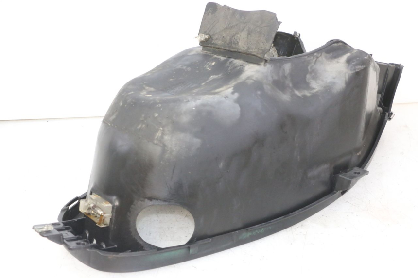 photo de KUFER POD SIEDZENIEM PIAGGIO IE MP3 YOURBAN 300 (2011 - 2016) - Inny kąt widzenia