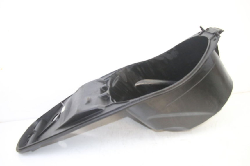 photo de KUFER POD SIEDZENIEM SYM JET 14 4T 50 (2018 - 2022) - Szczegół części