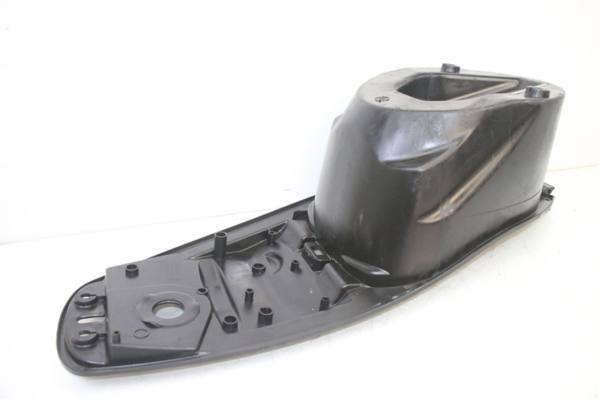 photo de KUFER POD SIEDZENIEM SYM JET 14 4T 50 (2018 - 2022) - Widok ogólny