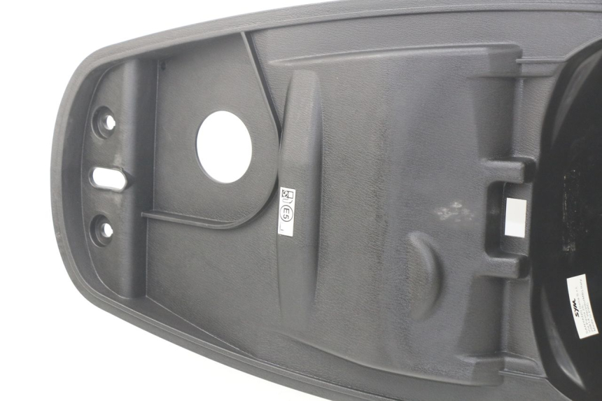 photo de KUFER POD SIEDZENIEM SYM JET 4 4T 50 (2018 - 2021) - Punkty mocowania