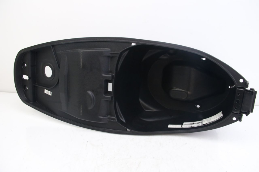 photo de KUFER POD SIEDZENIEM SYM JET 4 4T 50 (2018 - 2021) - Widok główny