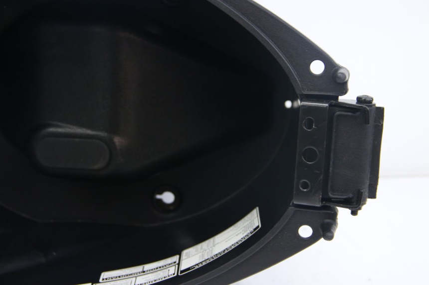 photo de KUFER POD SIEDZENIEM SYM JET 4 4T 50 (2018 - 2021) - Inny kąt widzenia