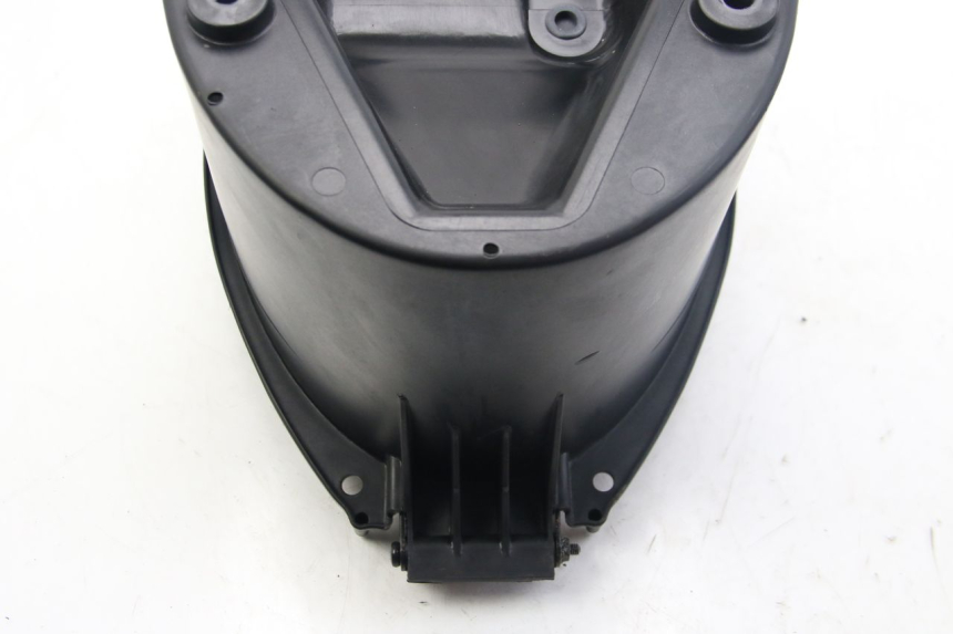 photo de KUFER POD SIEDZENIEM SYM JET 4 4T 50 (2018 - 2021) - Stan powierzchni