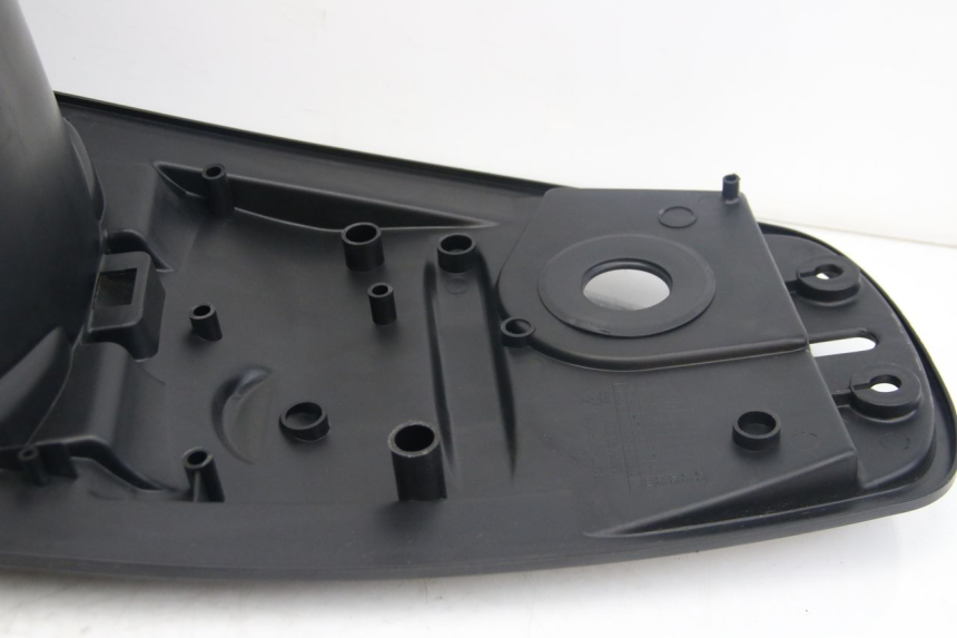 photo de KUFER POD SIEDZENIEM SYM JET 4 4T 50 (2018 - 2021) - Część sprawdzona