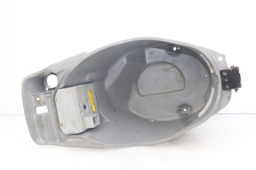 photo de KUFER POD SIEDZENIEM SYM JET EURO X 2T 50 (2003 - 2007) - Widok główny