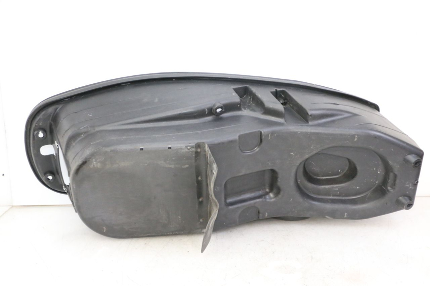 photo de KUFER POD SIEDZENIEM SYM JOYMAX 125 (2010 - 2017) - Szczegół części