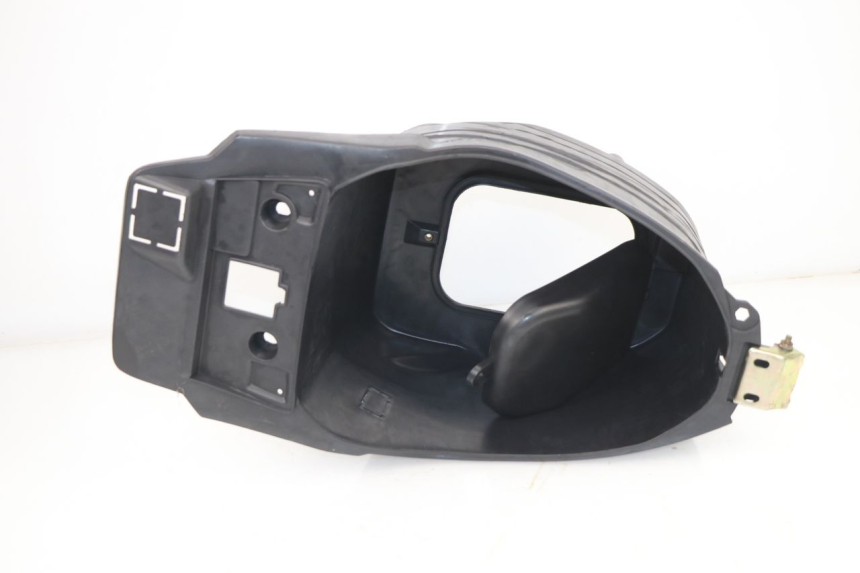 photo de KUFER POD SIEDZENIEM REVATTO JOYSTICK 50 (2006 - 2012) - Zoom stanu zużycia