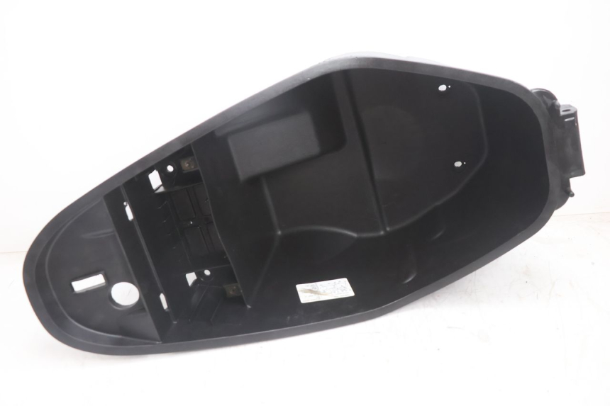 photo de KUFER POD SIEDZENIEM RIDE KALLIO 50 (2010 - 2019) - Zoom stanu zużycia