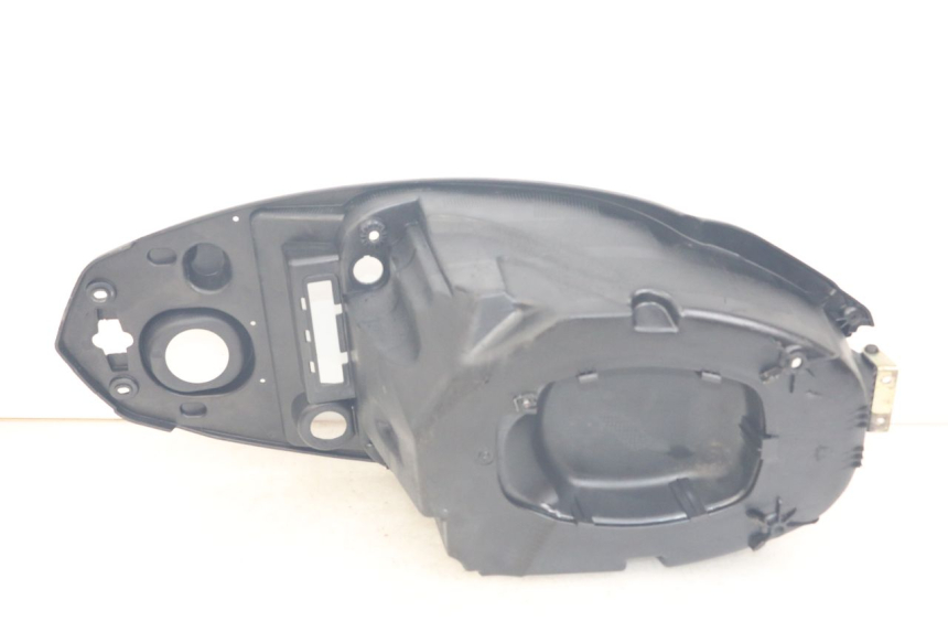 photo de KUFER POD SIEDZENIEM PEUGEOT KISBEE 2T 50 (2018 - 2022) - Zbliżenie techniczne