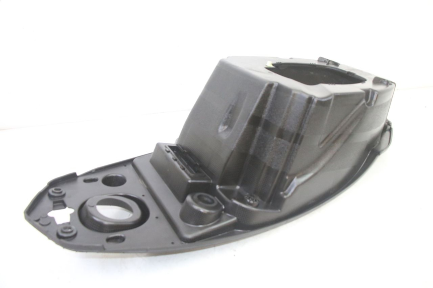 photo de KUFER POD SIEDZENIEM PEUGEOT KISBEE 2T 50 (2010 - 2017) - Punkty mocowania