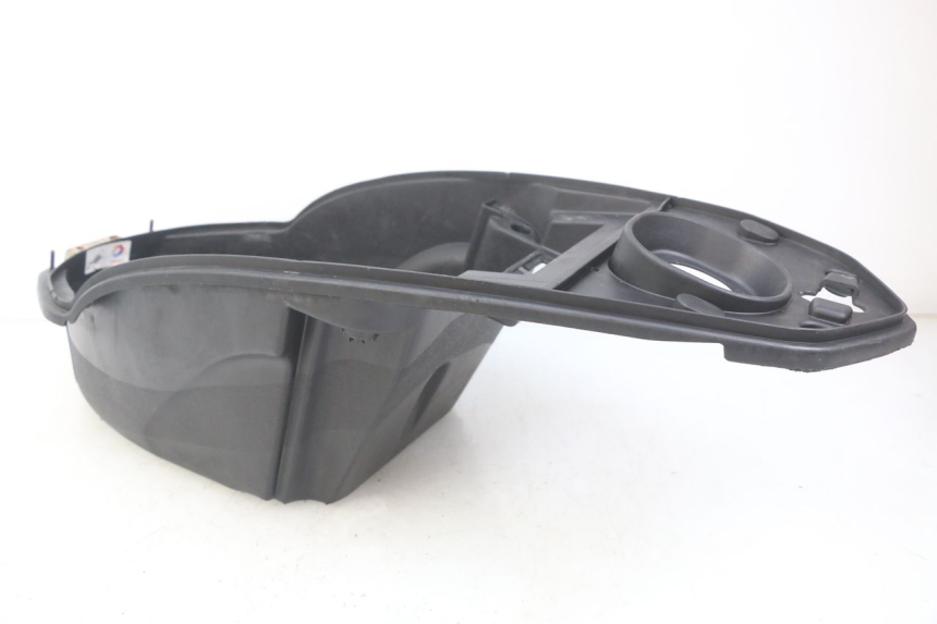 photo de KUFER POD SIEDZENIEM PEUGEOT KISBEE 4T 50 (2010 - 2017) - Punkty mocowania