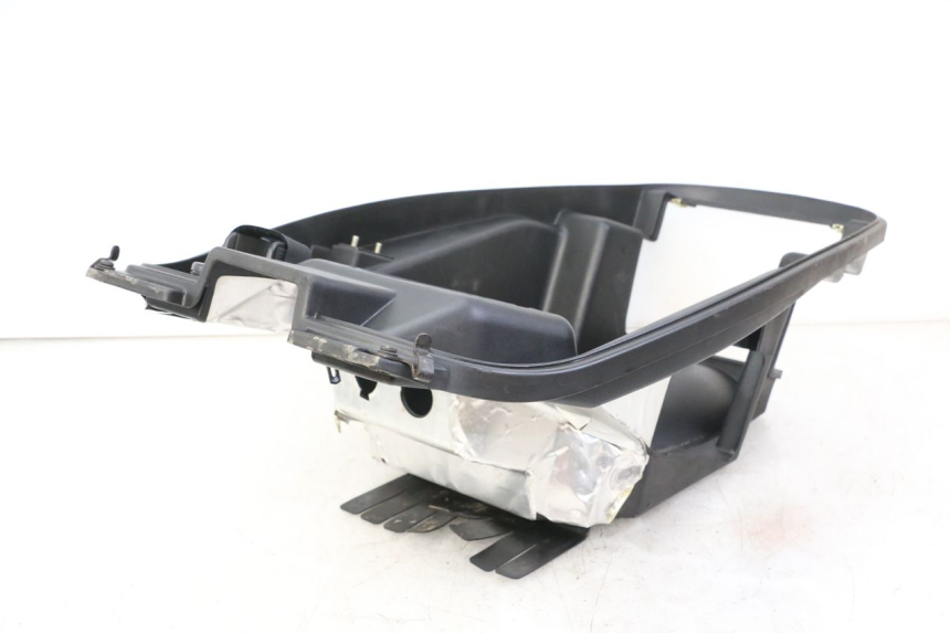 photo de KUFER POD SIEDZENIEM KYMCO XCITING 500 (2007 - 2010) - Widok ogólny