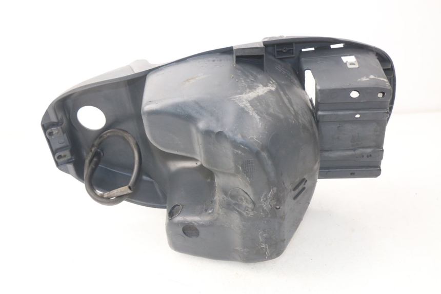 photo de KUFER POD SIEDZENIEM PIAGGIO LIBERTY 4T 50 (2004 - 2008) - Punkty mocowania