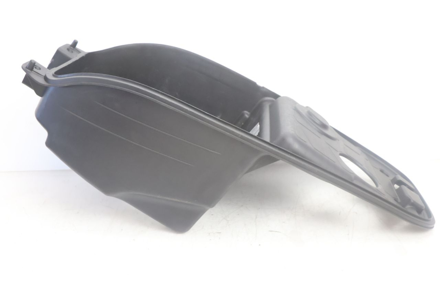 photo de KUFER POD SIEDZENIEM KYMCO LIKE 125 (2009 - 2016) - Zbliżenie techniczne