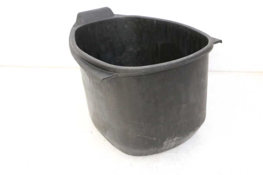 photo de KUFER POD SIEDZENIEM PIAGGIO LXV 4T 50 (2009 - 2013) - Inny kąt widzenia