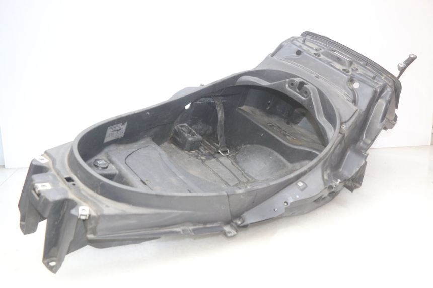 photo de KUFER POD SIEDZENIEM PIAGGIO MP3 LT 400 (2007 - 2012) - Widok główny