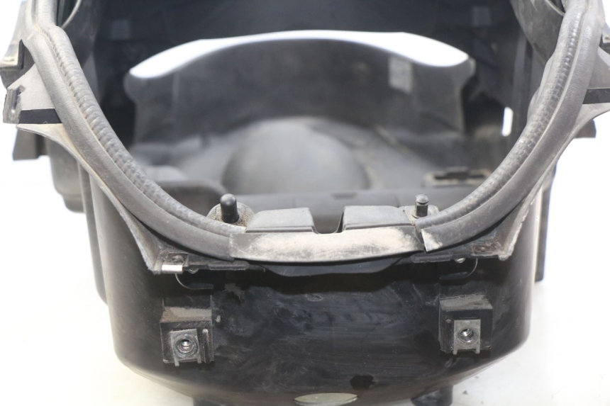 photo de KUFER POD SIEDZENIEM PIAGGIO MP3 LT 300 (2010 - 2016) - Szczegół części