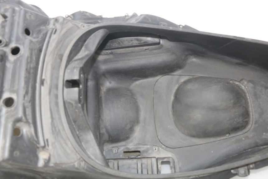 photo de KUFER POD SIEDZENIEM PIAGGIO MP3 LT 300 (2010 - 2016) - Część sprawdzona