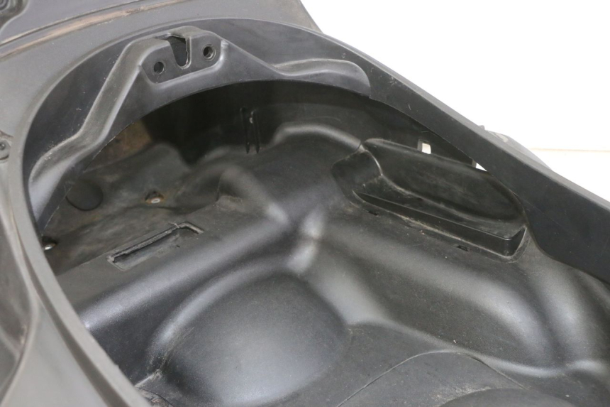 photo de KUFER POD SIEDZENIEM PIAGGIO MP3 LT 300 (2010 - 2016) - Widok ogólny