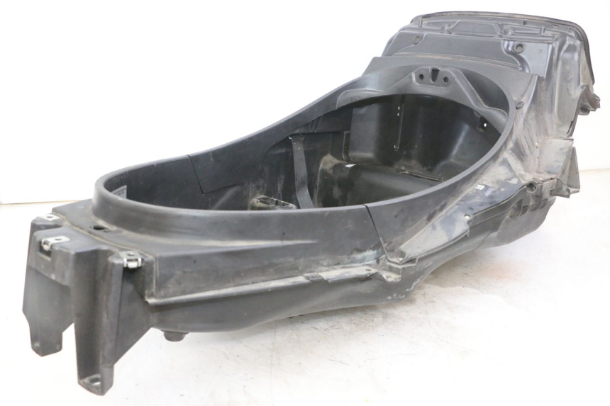 photo de KUFER POD SIEDZENIEM PIAGGIO MP3 LT 300 (2010 - 2016) - Oznaczenia i referencje