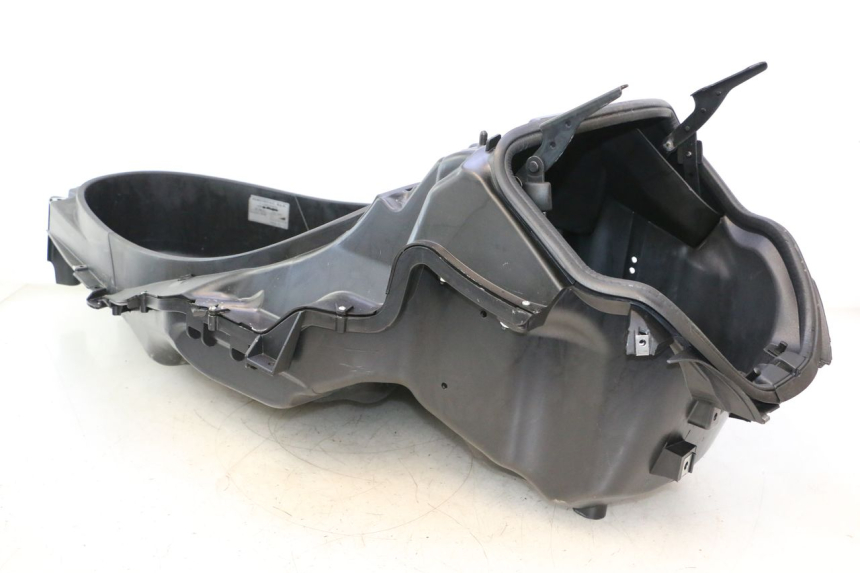 photo de KUFER POD SIEDZENIEM PIAGGIO MP3 LT 300 (2010 - 2016) - Widok ogólny