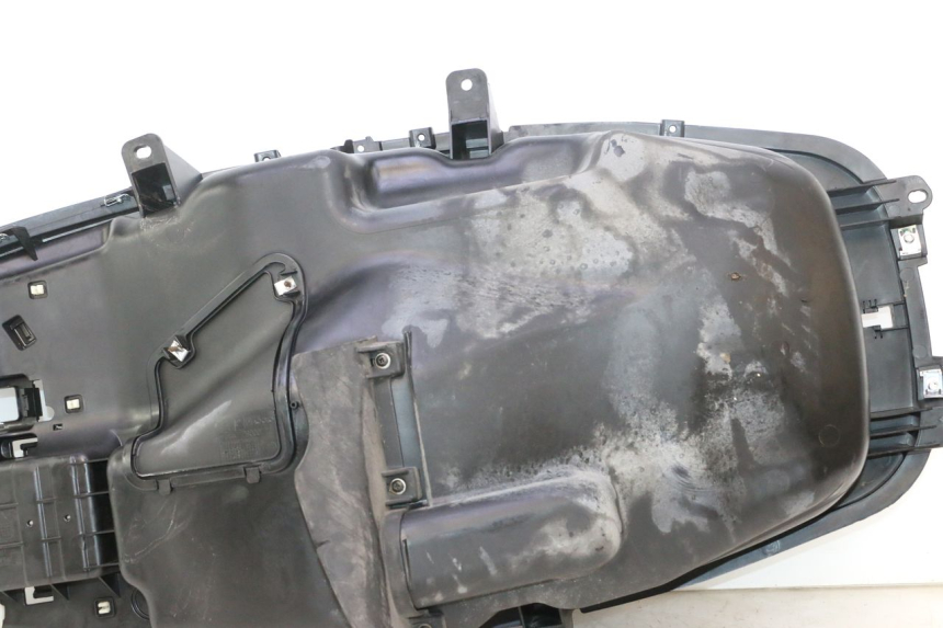 photo de KUFER POD SIEDZENIEM PIAGGIO MP3 500 (2016 - 2018) - Widok produktu