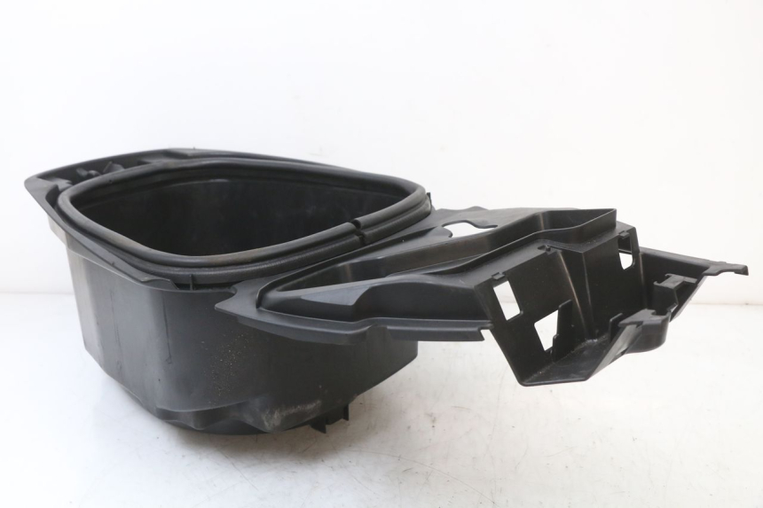 photo de KUFER POD SIEDZENIEM MBK MW TRYPTIK 125 (2014 - 2016) - Zbliżenie techniczne