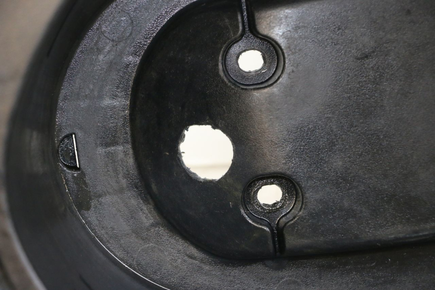 photo de KUFER POD SIEDZENIEM YAMAHA NEO'S NEOS 2T 50 (2007 - 2017) - Zoom stanu zużycia