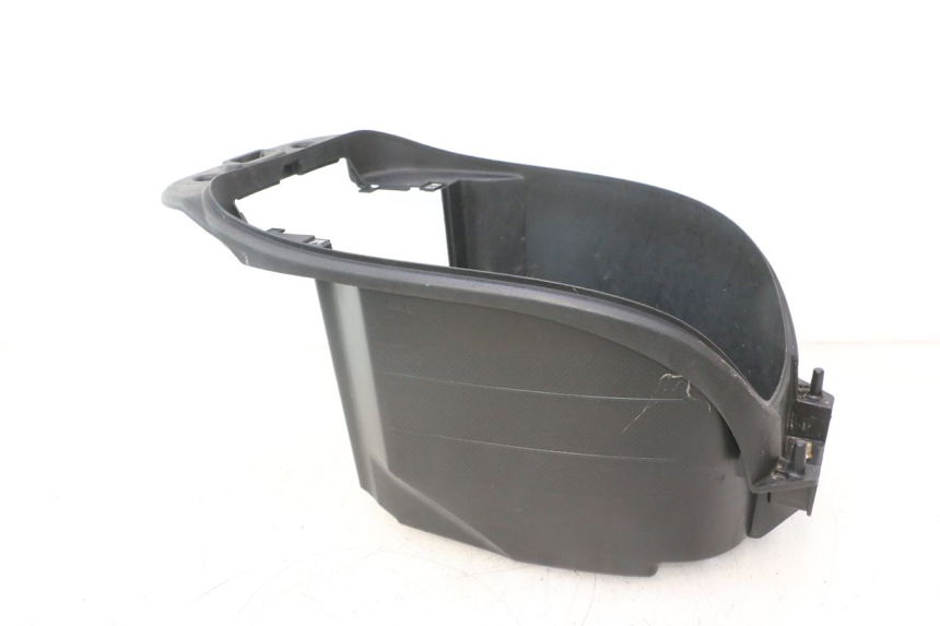photo de KUFER SIEDZENIOWY KYMCO LIKE 4T 50 (2019 - 2025) - Zbliżenie techniczne