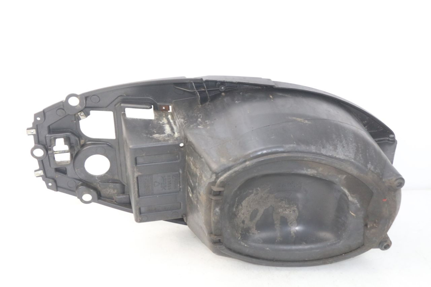 photo de KUFER POD SIEDZENIEM PIAGGIO NEW TYPHOON 50 (2010 - 2017) - Zoom stanu zużycia