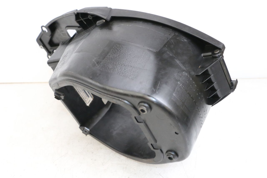 photo de KUFER POD SIEDZENIEM PIAGGIO NEW TYPHOON 50 (2018 - 2021) - Zbliżenie techniczne