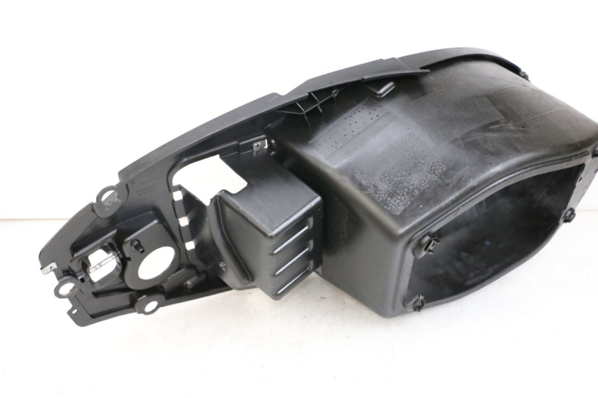 photo de KUFER POD SIEDZENIEM PIAGGIO NEW TYPHOON 50 (2018 - 2021) - Widok ogólny