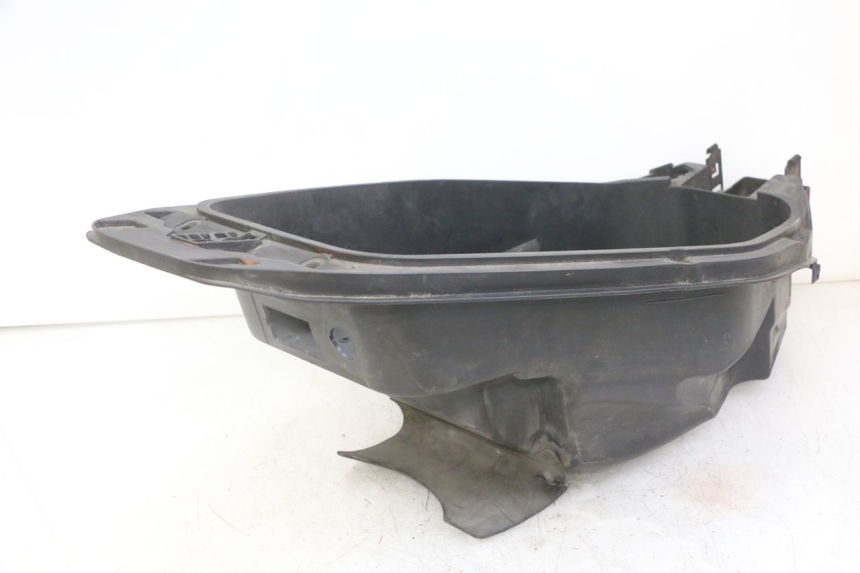 photo de KUFER POD SIEDZENIEM GILERA NEXUS 125 (2009 - 2013) - Stan powierzchni