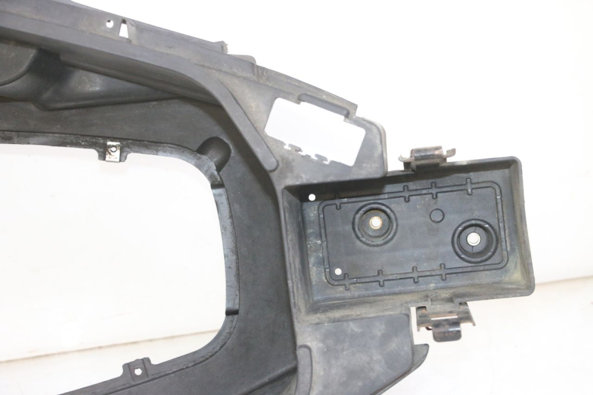 photo de KUFER POD SIEDZENIEM GILERA NEXUS 125 (2009 - 2013) - Oznaczenia i referencje