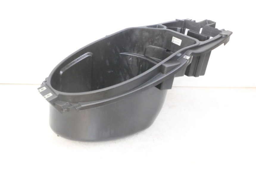 photo de KUFER POD SIEDZENIEM PIAGGIO NRG POWER PUREJET 50 (2018 - 2021) - Widok główny