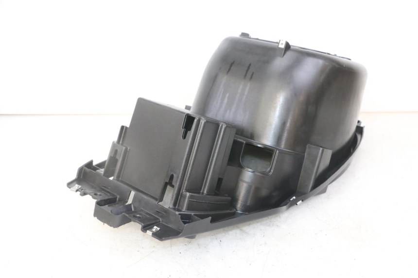 photo de KUFER POD SIEDZENIEM PIAGGIO NRG POWER PUREJET 50 (2018 - 2021) - Zoom stanu zużycia