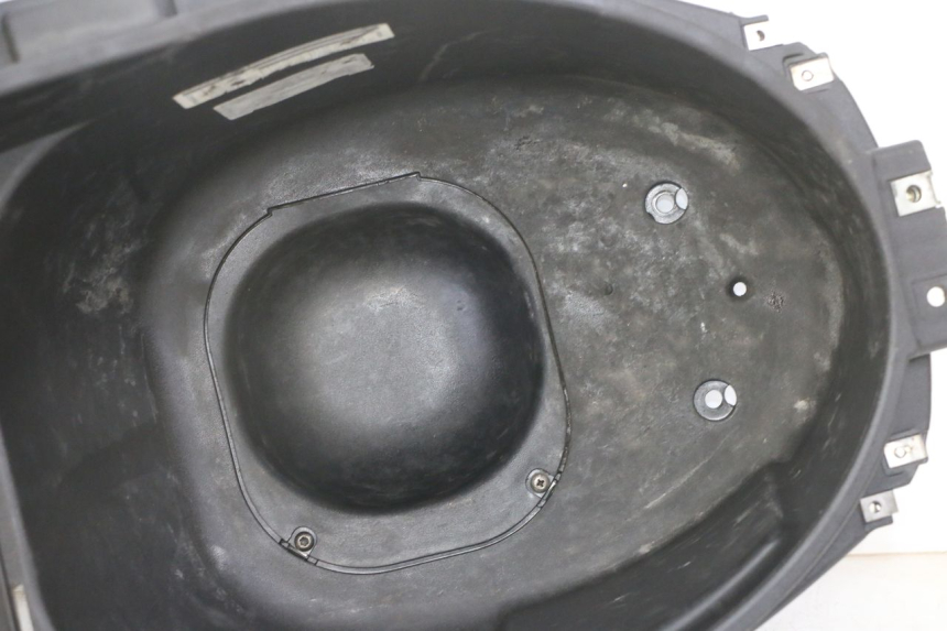 photo de KUFER POD SIEDZENIEM PIAGGIO NRG POWER PUREJET 50 (2018 - 2021) - Część sprawdzona