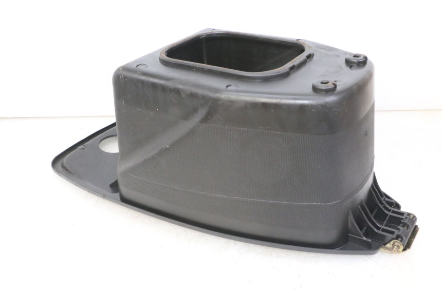 photo de KUFER POD SIEDZENIEM JM MOTORS OLDIES GT 4T 50 (2018 - 2025) - Zbliżenie techniczne