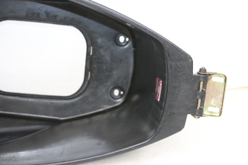 photo de KUFER POD SIEDZENIEM JM MOTORS OLDIES GT 4T 50 (2018 - 2025) - Stan powierzchni