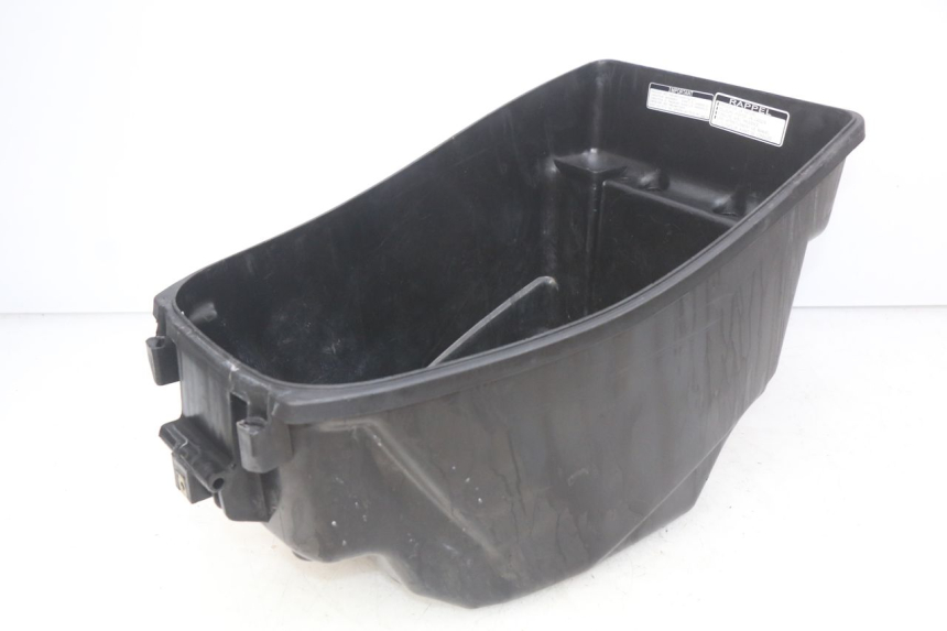 photo de KUFER POD SIEDZENIEM SYM ORBIT 2 2T 50 (2008 - 2018) - Zbliżenie techniczne