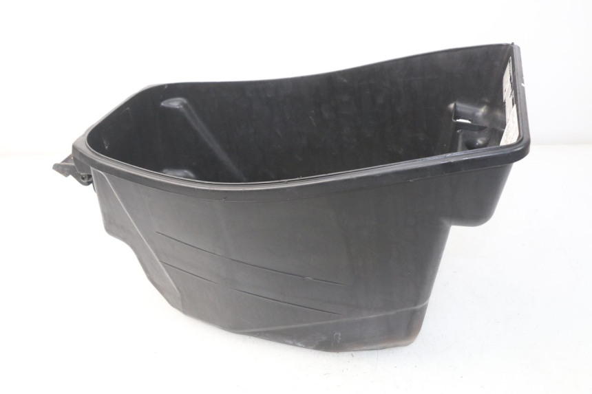 photo de KUFER POD SIEDZENIEM SYM ORBIT 2 4T 50 (2008 - 2017) - Zbliżenie techniczne