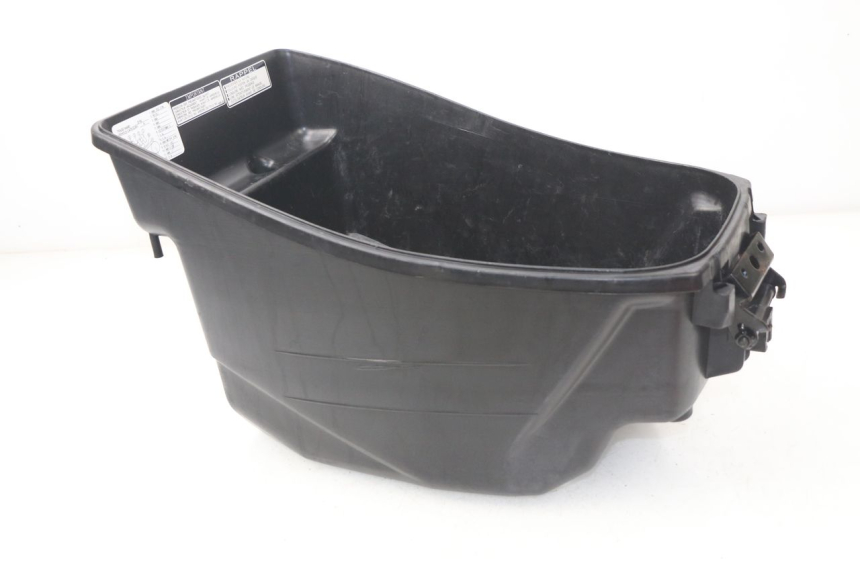 photo de KUFER POD SIEDZENIEM SYM ORBIT 2 50 (2008 - 2014) - Widok główny