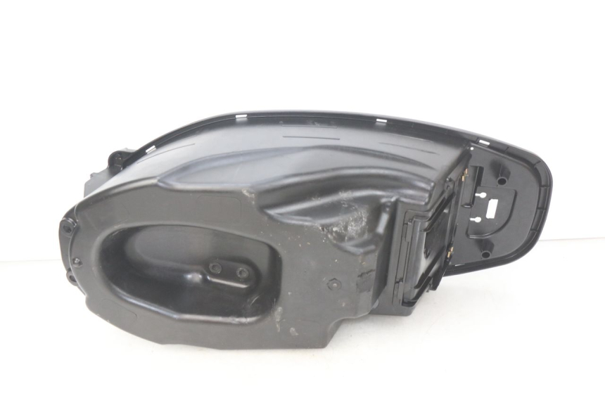 photo de KUFER POD SIEDZENIEM SYM ORBIT III 3 4T 50 (2021 - 2025) - Szczegół części